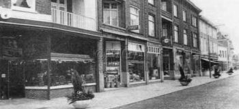 hoofdstraat-lederwinkel-tasco_1038