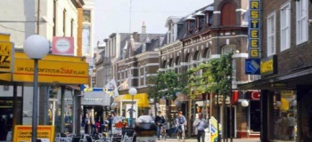 hoofdstraat-tussen-paslaan-en-badhuisweg_1038