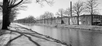 Papier-fabriek-aan-het-kanaal-wm-1