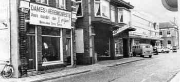 32950-nieuwstraat-45-radiozaak-debora-1960_1038